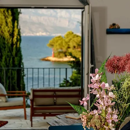 Villa Luxury Dream And Live With Pool By The *
