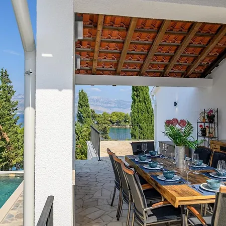 Luxury Dream And Live With Pool By The * Splitska