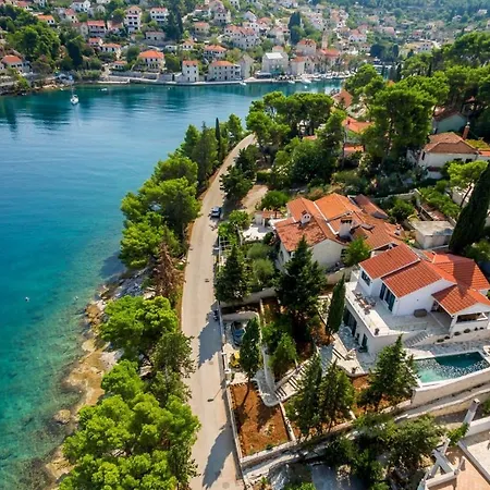 Luxury Dream And Live With Pool By The Villa Splitska