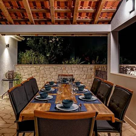 Luxury Dream And Live With Pool By The Vila *