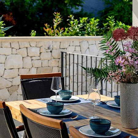Luxury Dream And Live With Pool By The Vila *