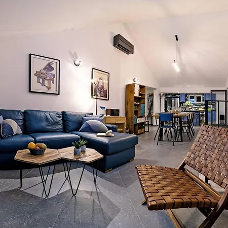 Vila Luxury Dream And Live With Pool By The