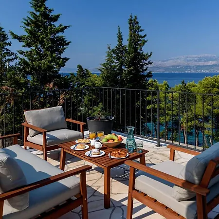 Luxury Dream And Live With Pool By The * Splitska