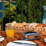Luxury Dream And Live With Pool By The Splitska